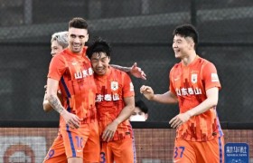 中超：山东泰山胜河南嵩山龙门
